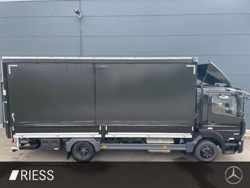 Mercedes-Benz Atego 923 L - Camion plateau: photos 4 Mercedes-Benz Atego 923 L - Camion plateau: photos 4