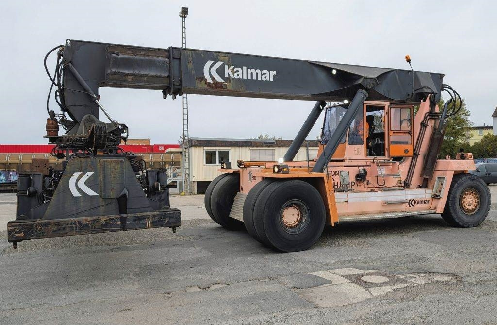 Kalmar DC4560RC4 - Reach stacker: photos 3 Kalmar DC4560RC4 - Reach stacker: photos 3