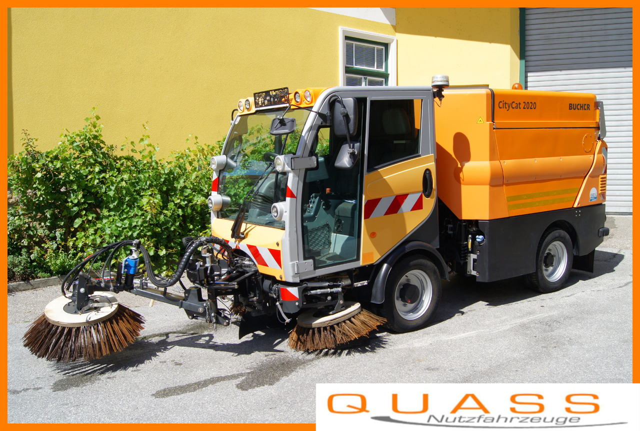 BUCHER BUCHER CityCat 2020 XL/Euro 6/L + R Kehrmaschine/Frontbesen - Balayeuse de voirie: photos 1 BUCHER BUCHER CityCat 2020 XL/Euro 6/L + R Kehrmaschine/Frontbesen - Balayeuse de voirie: photos 1