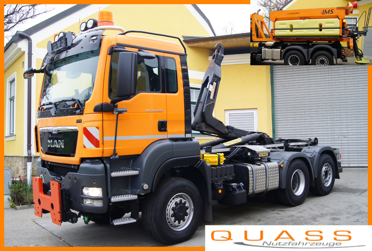 MAN TGS 28.400 BL 6x4-4/TÜV/PALIFT/Winterdienst/Salzstreuer/Streuer/Schneepflug - Engin de déneigement: photos 1 MAN TGS 28.400 BL 6x4-4/TÜV/PALIFT/Winterdienst/Salzstreuer/Streuer/Schneepflug - Engin de déneigement: photos 1