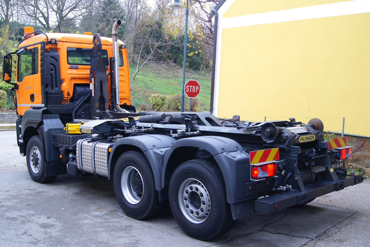 MAN TGS 28.400 BL 6x4-4/TÜV/PALIFT/Winterdienst/Salzstreuer/Streuer/Schneepflug - Camion ampliroll: photos 5 MAN TGS 28.400 BL 6x4-4/TÜV/PALIFT/Winterdienst/Salzstreuer/Streuer/Schneepflug - Camion ampliroll: photos 5