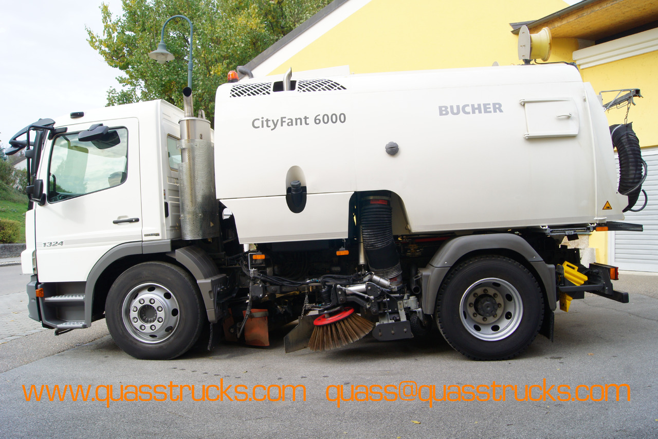MERCEDES-BENZ ATEGO 1324 / BUCHER CityFant 6000 TWIN, beidseitig + Heck, Aufbaumotor - Balayeuse de voirie: photos 3 MERCEDES-BENZ ATEGO 1324 / BUCHER CityFant 6000 TWIN, beidseitig + Heck, Aufbaumotor - Balayeuse de voirie: photos 3