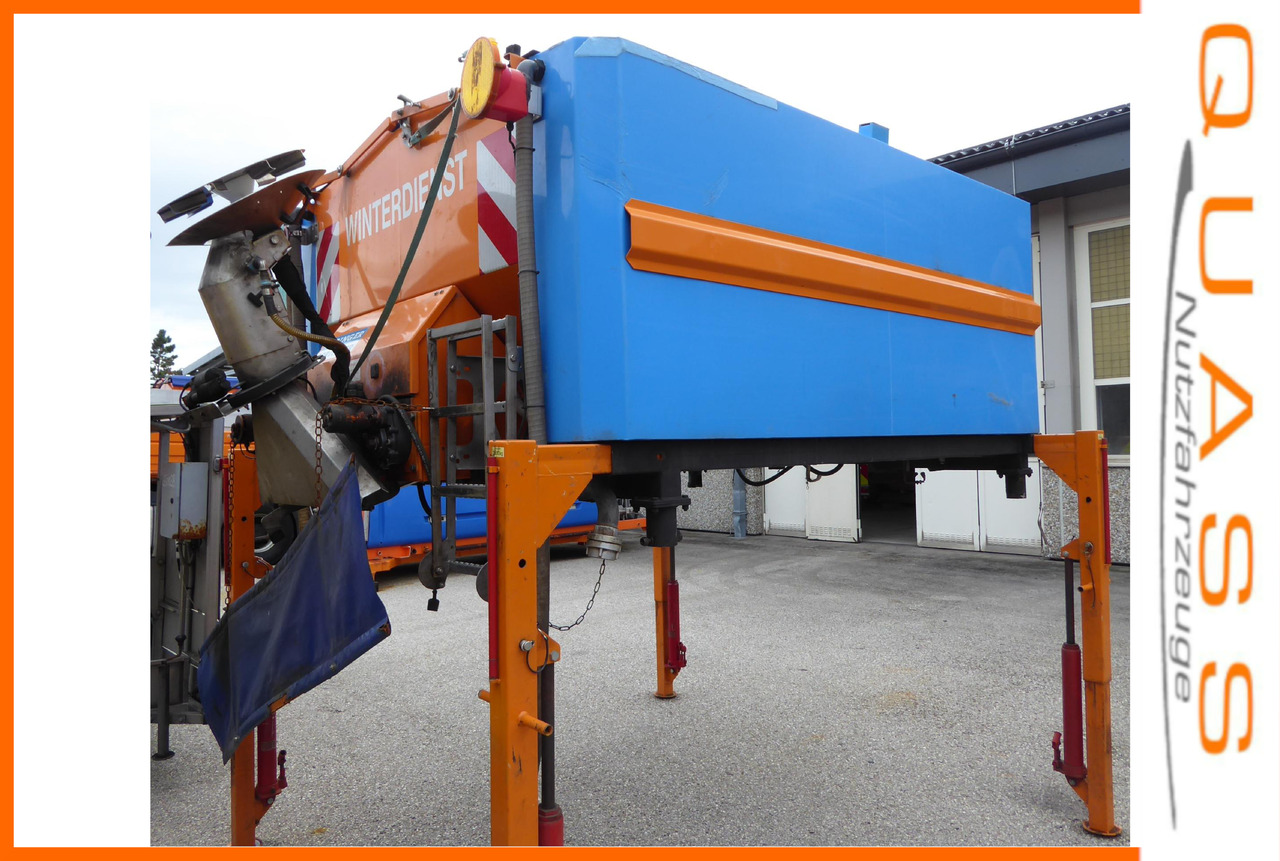 SPRINGER AS 280/Unimog U400 U500/4m³ Feuchtsalzstreuer/Salzstreuer/Streuer - Epandeur de sable: photos 1 SPRINGER AS 280/Unimog U400 U500/4m³ Feuchtsalzstreuer/Salzstreuer/Streuer - Epandeur de sable: photos 1