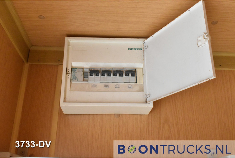 Équipement de garage Onbekend 20ft CONTAINER | KANTOOR / OPSLAG * VERWARMING * 220V ELECTRA: photos 12