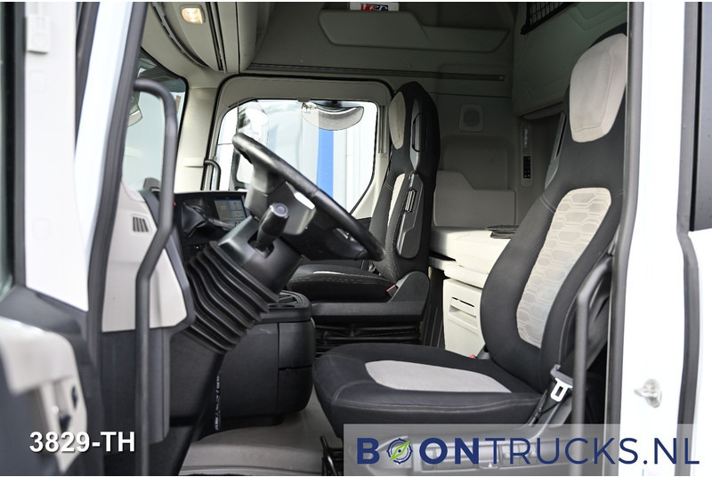 Ford F-MAX 500 4x2 | EURO6 * 2x FUEL TANK * ACC * 2x AVAILABLE - Tracteur routier: photos 2 Ford F-MAX 500 4x2 | EURO6 * 2x FUEL TANK * ACC * 2x AVAILABLE - Tracteur routier: photos 2