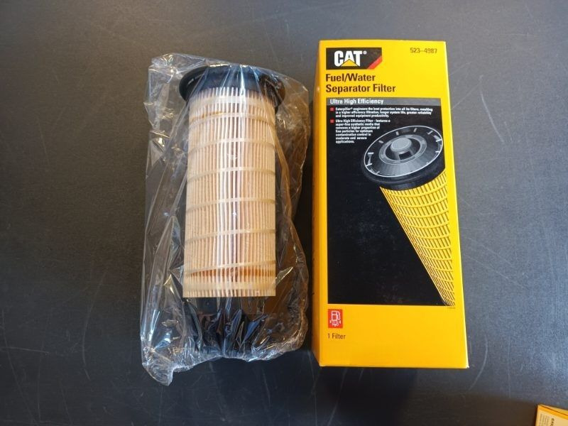 CATERPILLAR ELEMENT SEPERATOR 523-4987 - Pièces de rechange pour Camion: photos 1 CATERPILLAR ELEMENT SEPERATOR 523-4987 - Pièces de rechange pour Camion: photos 1