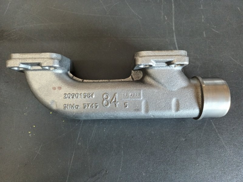 VOLVO EXHAUST MANIFOLD 20901584 - Collecteur d'échappement pour Camion: photos 1 VOLVO EXHAUST MANIFOLD 20901584 - Collecteur d'échappement pour Camion: photos 1