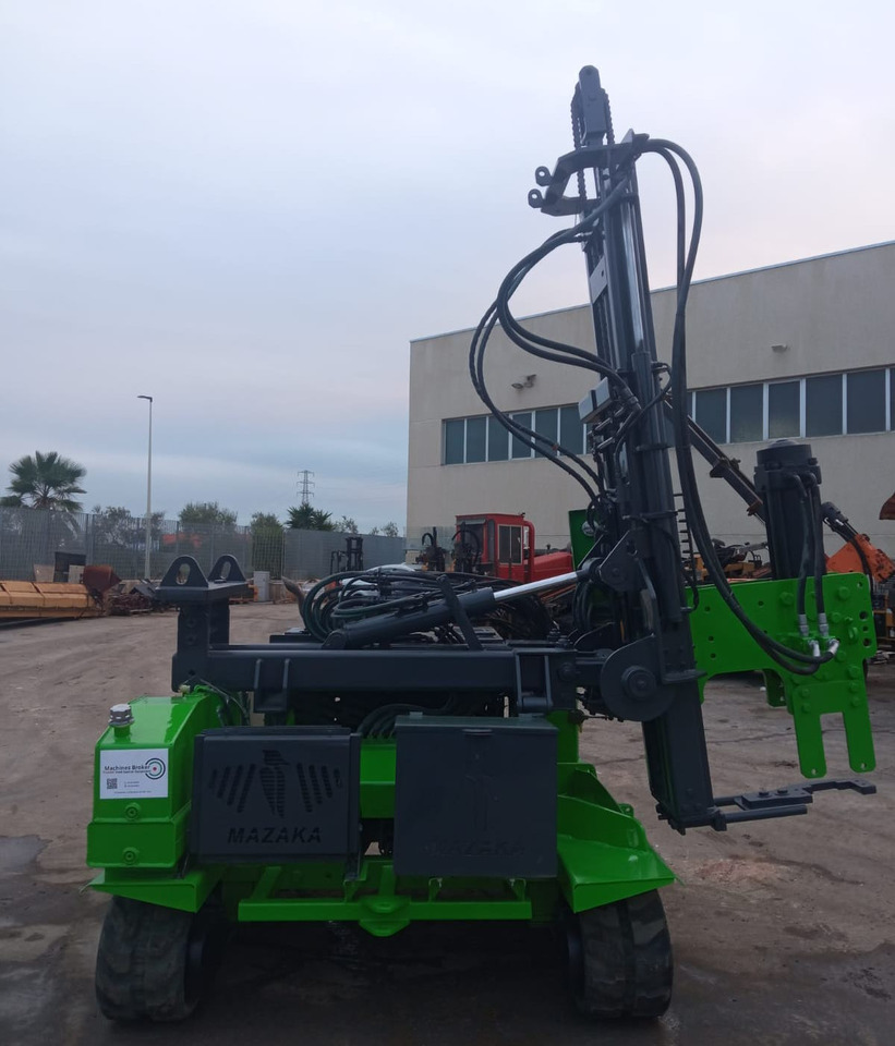 Mazaka MW-1000 - Mât de battage: photos 1 Mazaka MW-1000 - Mât de battage: photos 1