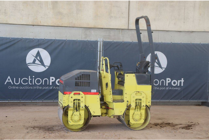 Bomag BW80 - Compacteur à pieds de mouton/ Monocylindre: photos 1 Bomag BW80 - Compacteur à pieds de mouton/ Monocylindre: photos 1