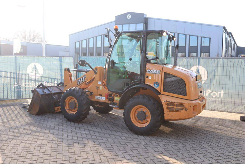 Case CASE 21F Wheel Loader - Chargeuse sur pneus: photos 3 Case CASE 21F Wheel Loader - Chargeuse sur pneus: photos 3