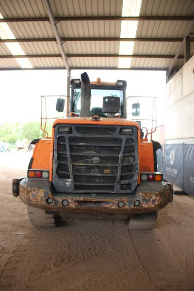 Doosan DL300 Series III - Chargeuse sur pneus: photos 4 Doosan DL300 Series III - Chargeuse sur pneus: photos 4