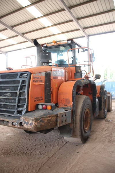 Doosan DL300 Series III - Chargeuse sur pneus: photos 5 Doosan DL300 Series III - Chargeuse sur pneus: photos 5