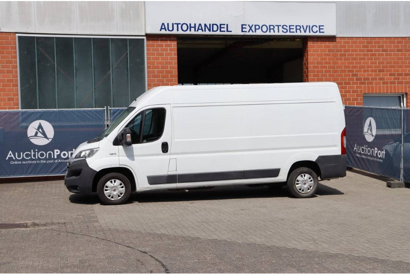 Fiat Ducato - Fourgon utilitaire: photos 1 Fiat Ducato - Fourgon utilitaire: photos 1