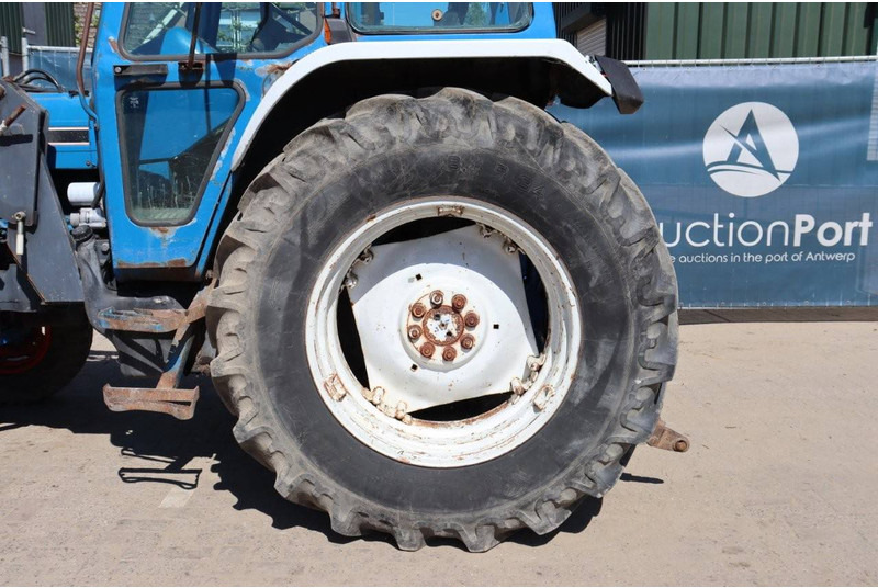 Tracteur agricole Ford 5610: photos 12