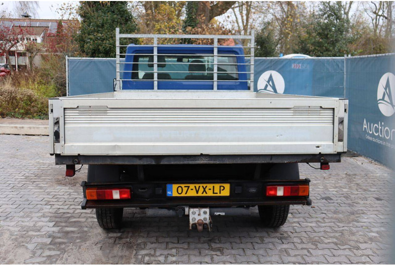 Ford Transit 330M CCF Transit T330 - Fourgon utilitaire: photos 5 Ford Transit 330M CCF Transit T330 - Fourgon utilitaire: photos 5