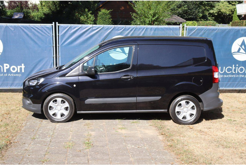 Ford Transit Courier - Fourgon utilitaire: photos 2 Ford Transit Courier - Fourgon utilitaire: photos 2