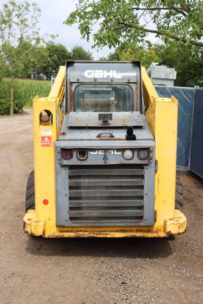 Gehl R260 - Chargeuse sur pneus: photos 5 Gehl R260 - Chargeuse sur pneus: photos 5