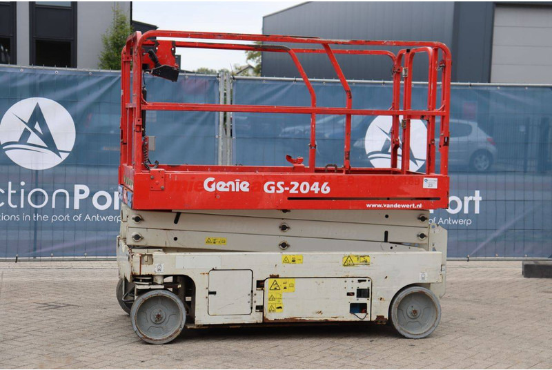 Genie GS-2046 - Nacelle ciseaux: photos 1 Genie GS-2046 - Nacelle ciseaux: photos 1