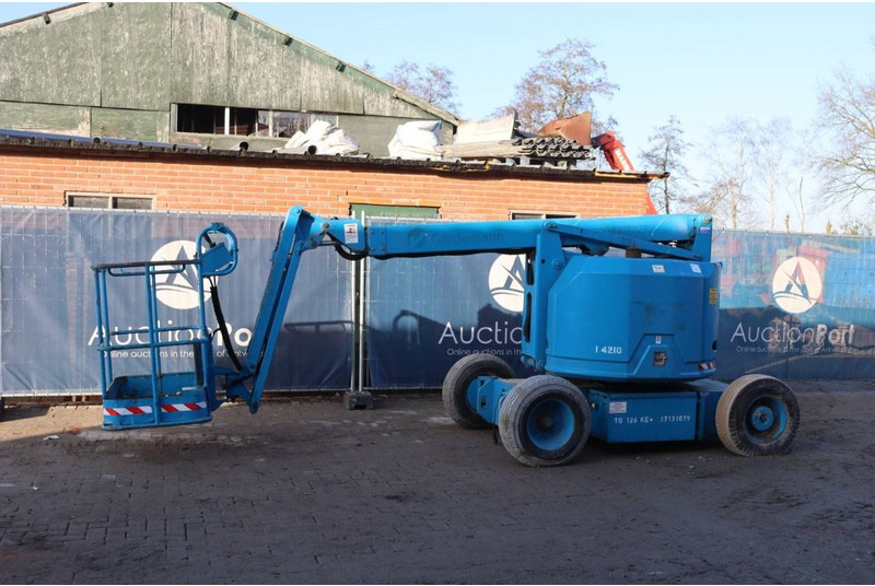 Genie Z-34/22 - Nacelle télescopique: photos 1 Genie Z-34/22 - Nacelle télescopique: photos 1