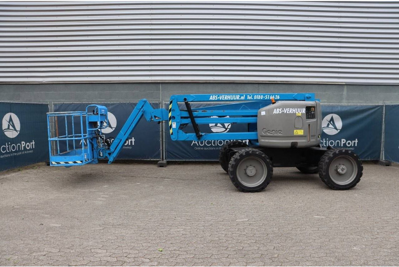 Genie Z-45/25 - Nacelle articulée: photos 2 Genie Z-45/25 - Nacelle articulée: photos 2