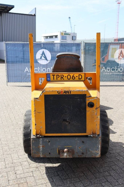 Giant V451T - Chargeuse sur pneus: photos 5 Giant V451T - Chargeuse sur pneus: photos 5
