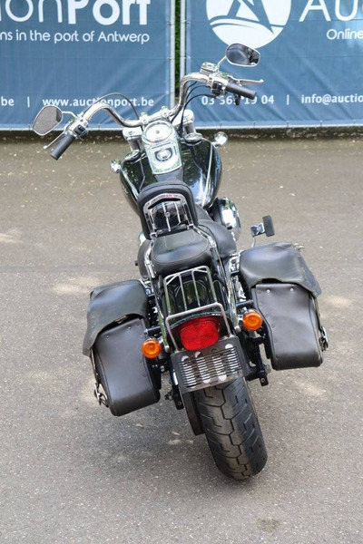 Harley-Davidson Dyna Wide Glide - Motocyclette: photos 5 Harley-Davidson Dyna Wide Glide - Motocyclette: photos 5
