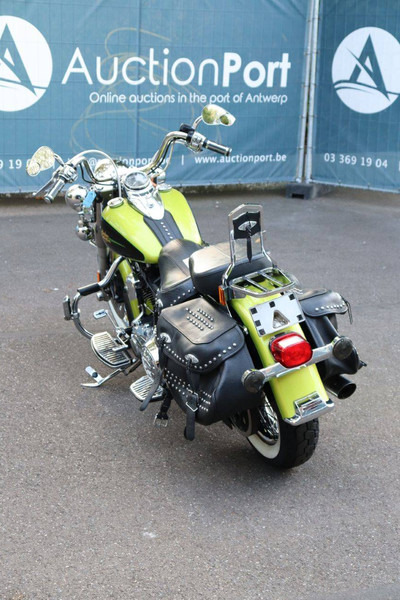 Harley-Davidson Heritage Softail Classic - Motocyclette: photos 4 Harley-Davidson Heritage Softail Classic - Motocyclette: photos 4