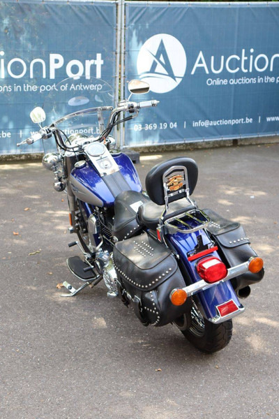 Harley-Davidson Heritage Softail Classic - Motocyclette: photos 4 Harley-Davidson Heritage Softail Classic - Motocyclette: photos 4