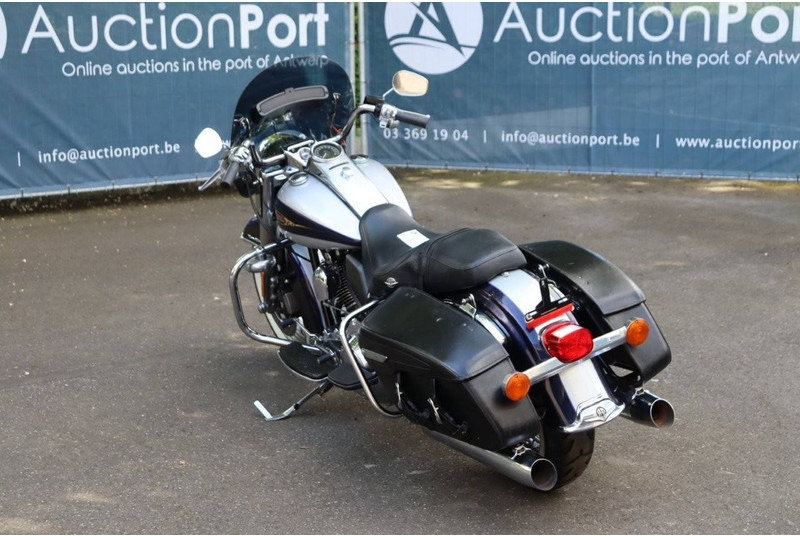 Harley-Davidson Road King Classic TOuring - Motocyclette: photos 4 Harley-Davidson Road King Classic TOuring - Motocyclette: photos 4