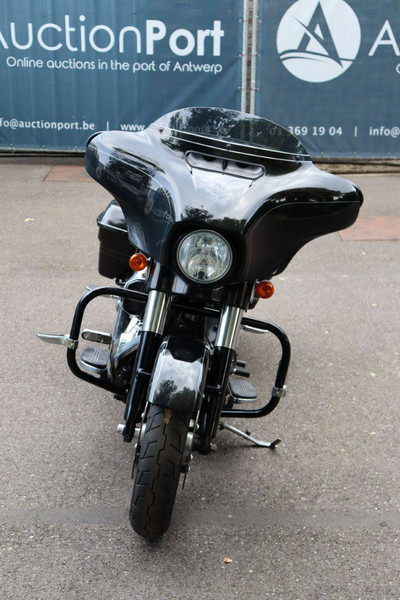 Motocyclette Harley-Davidson Street Glide: photos 8 Motocyclette Harley-Davidson Street Glide: photos 8