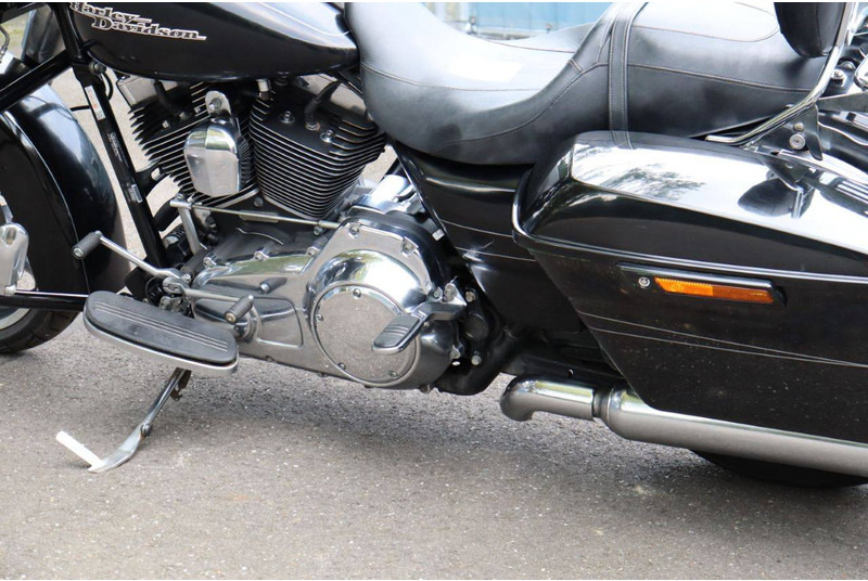 Motocyclette Harley-Davidson Street Glide: photos 17 Motocyclette Harley-Davidson Street Glide: photos 17
