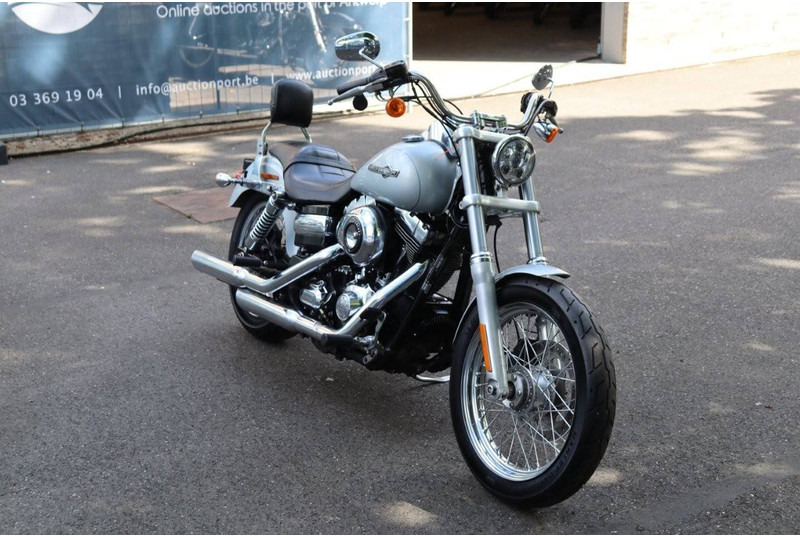 Motocyclette Harley-Davidson Super Glide Custom: photos 7