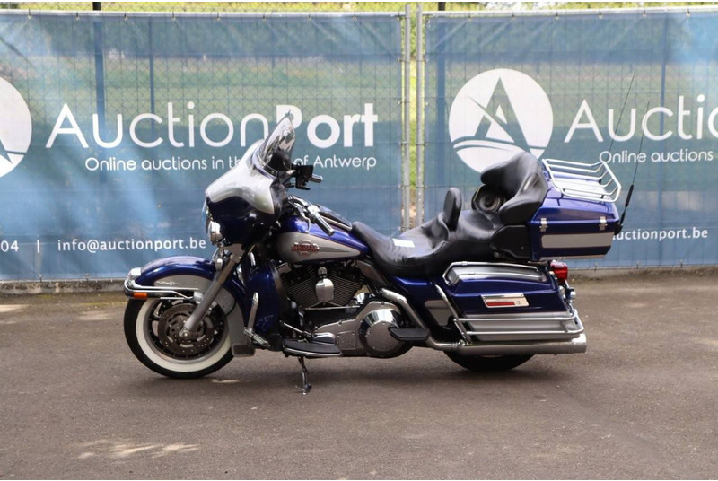 Harley-Davidson Ultra Classic - Motocyclette: photos 1 Harley-Davidson Ultra Classic - Motocyclette: photos 1