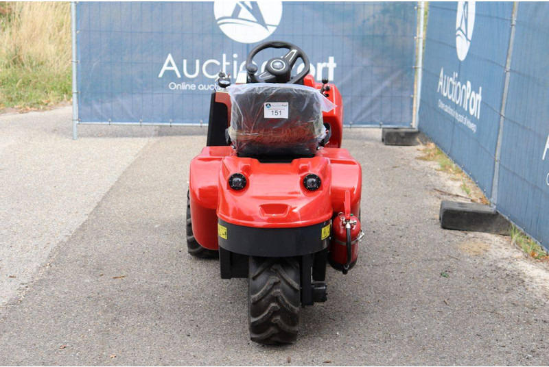 Heracles H130 - Chargeuse sur pneus: photos 5 Heracles H130 - Chargeuse sur pneus: photos 5