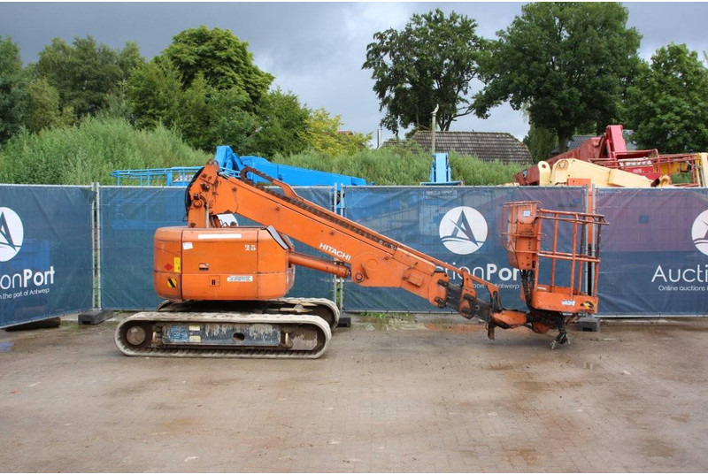 Hitachi HX99B - Nacelle télescopique: photos 2 Hitachi HX99B - Nacelle télescopique: photos 2