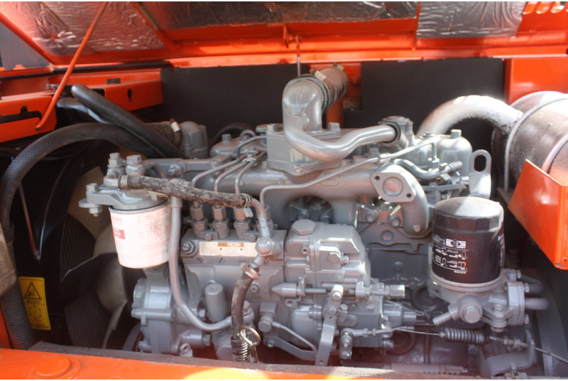 Hitachi ZX60 - Pelle sur chenille: photos 3 Hitachi ZX60 - Pelle sur chenille: photos 3