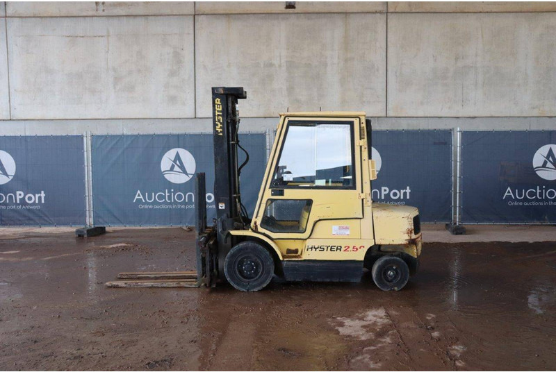 Hyster H2.50XM - Chariot élévateur diesel: photos 2 Hyster H2.50XM - Chariot élévateur diesel: photos 2