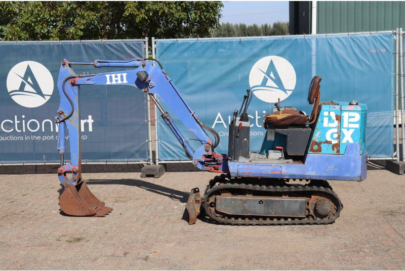 IHI IS-12GX - Mini pelle: photos 2 IHI IS-12GX - Mini pelle: photos 2