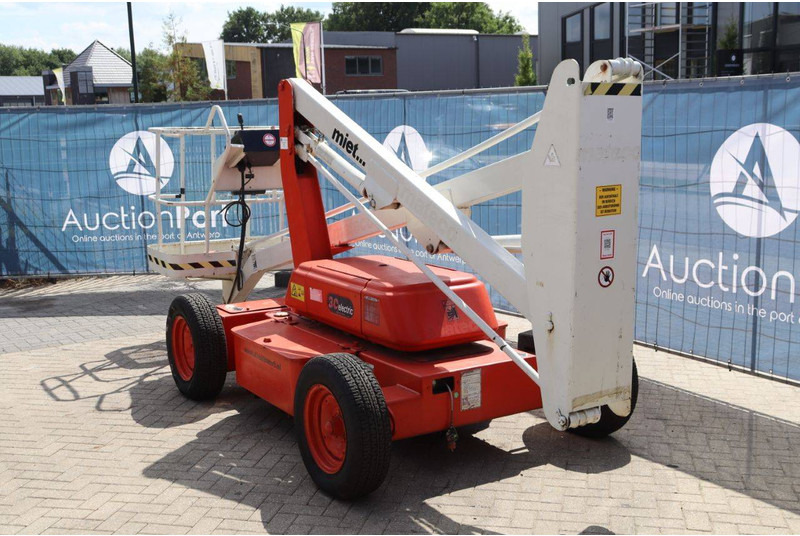 JLG 30E - Nacelle articulée: photos 4 JLG 30E - Nacelle articulée: photos 4