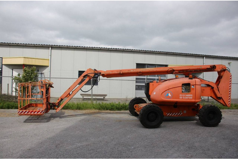 JLG 600AJ - Nacelle articulée: photos 1 JLG 600AJ - Nacelle articulée: photos 1