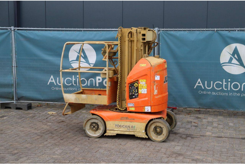 JLG Toucan 8E - Nacelle: photos 2 JLG Toucan 8E - Nacelle: photos 2