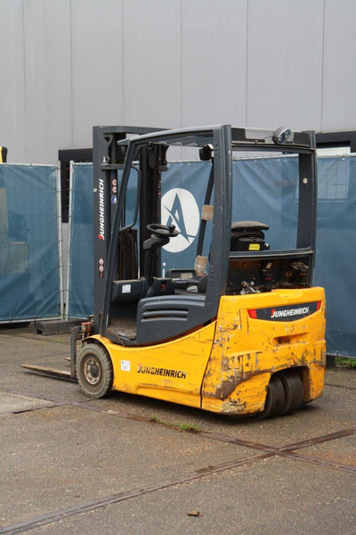 Jungheinrich EFG 216k - Chariot élévateur électrique: photos 4 Jungheinrich EFG 216k - Chariot élévateur électrique: photos 4
