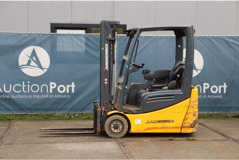 Jungheinrich EFG 216k - Chariot élévateur électrique: photos 1 Jungheinrich EFG 216k - Chariot élévateur électrique: photos 1