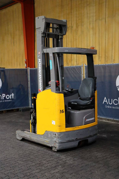 Jungheinrich ETV 216 - Chariot à mât rétractable: photos 4 Jungheinrich ETV 216 - Chariot à mât rétractable: photos 4