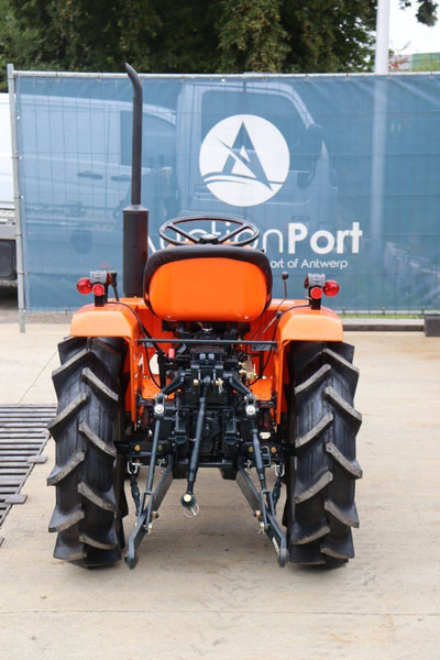 Kubota B1502DT - Tracteur agricole: photos 5 Kubota B1502DT - Tracteur agricole: photos 5