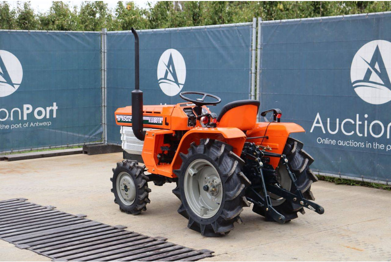 Kubota B1502DT - Tracteur agricole: photos 4 Kubota B1502DT - Tracteur agricole: photos 4
