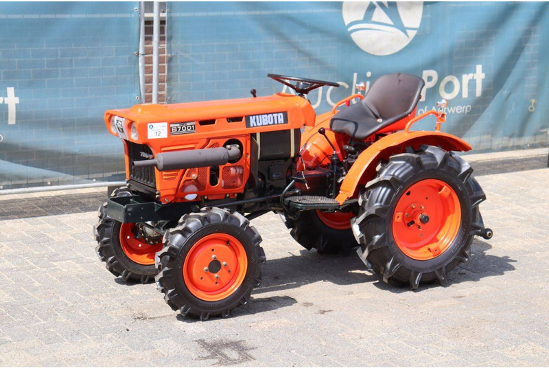 Tracteur agricole Kubota B7001: photos 9