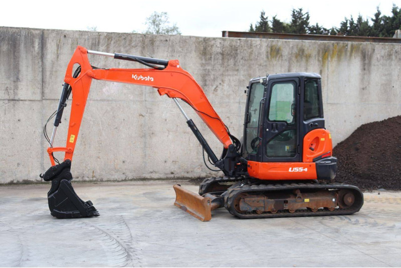 Kubota U55-4 - Pelle sur chenille: photos 1 Kubota U55-4 - Pelle sur chenille: photos 1