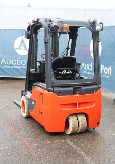 Linde E14-02 - Chariot élévateur électrique: photos 4 Linde E14-02 - Chariot élévateur électrique: photos 4