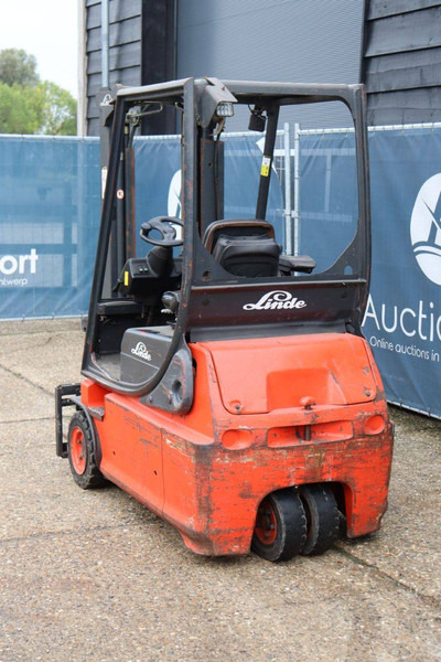 Linde E16-02 - Chariot élévateur électrique: photos 4 Linde E16-02 - Chariot élévateur électrique: photos 4